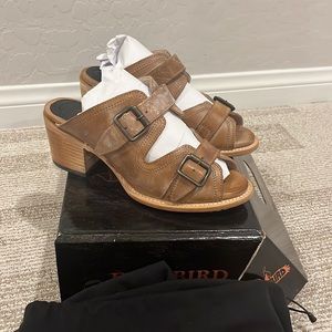 Freebird caprice sandals in tan size 9